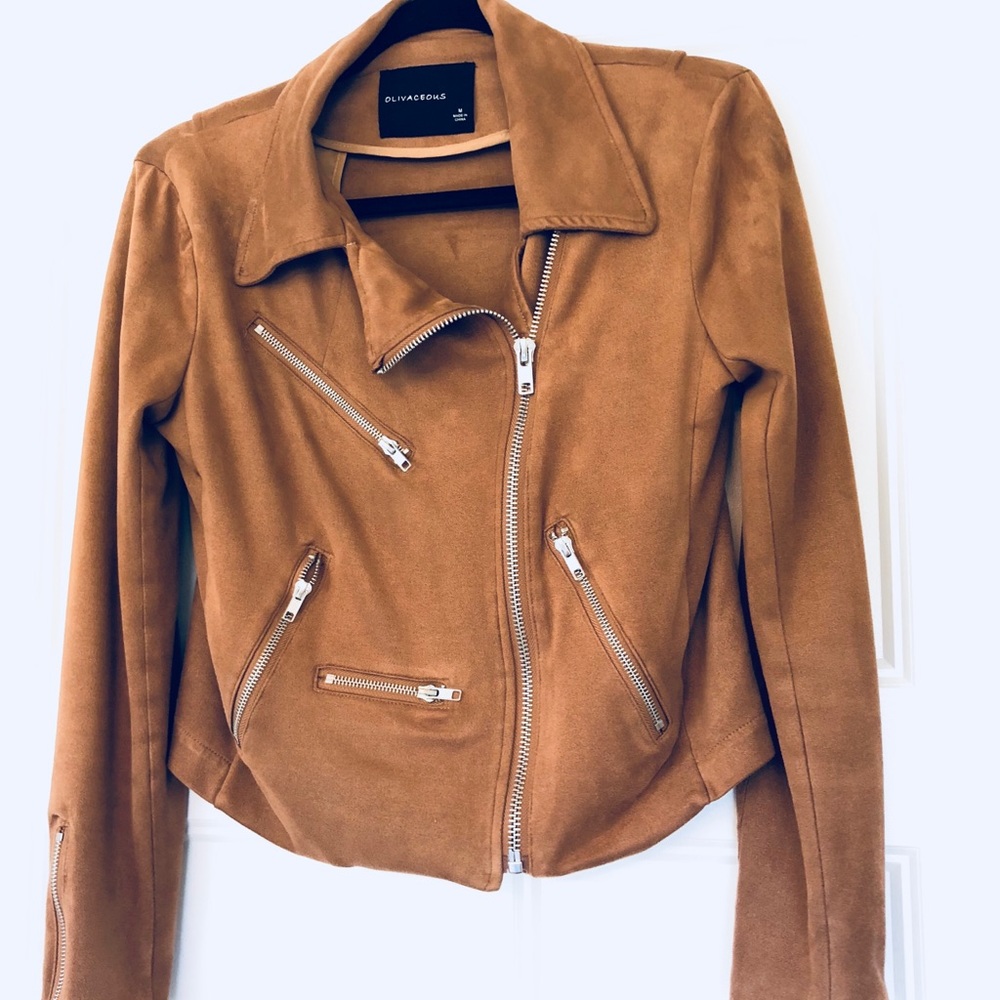 Super soft jacket with zipper detailing